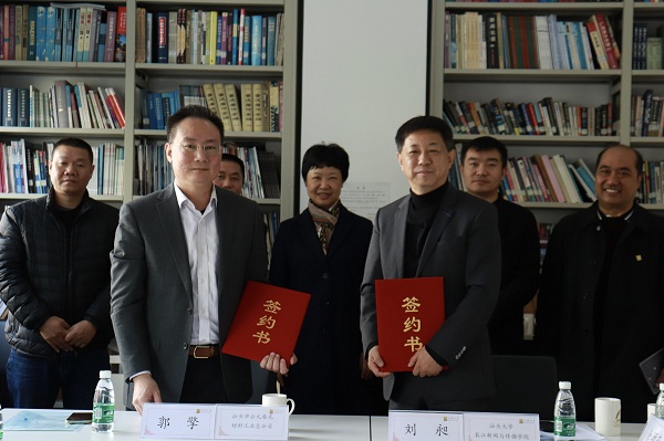新闻公司和公元厂签署合作协议